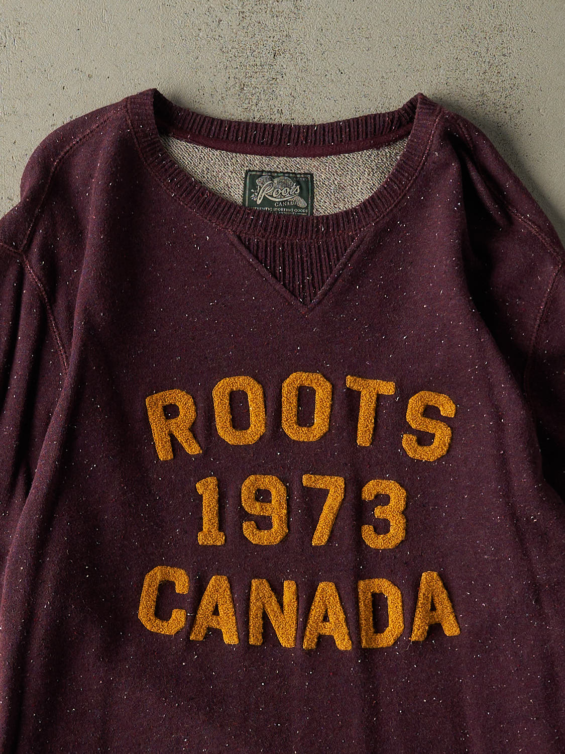 Vintage Y2K Burgundy Roots Embroidered Crewneck (L/XL)