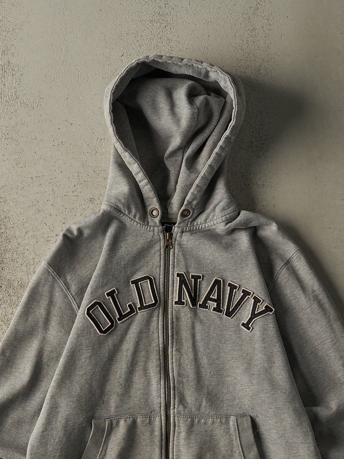 Vintage 90s Grey Old Navy Embroidered Zip Up Hoodie (M)