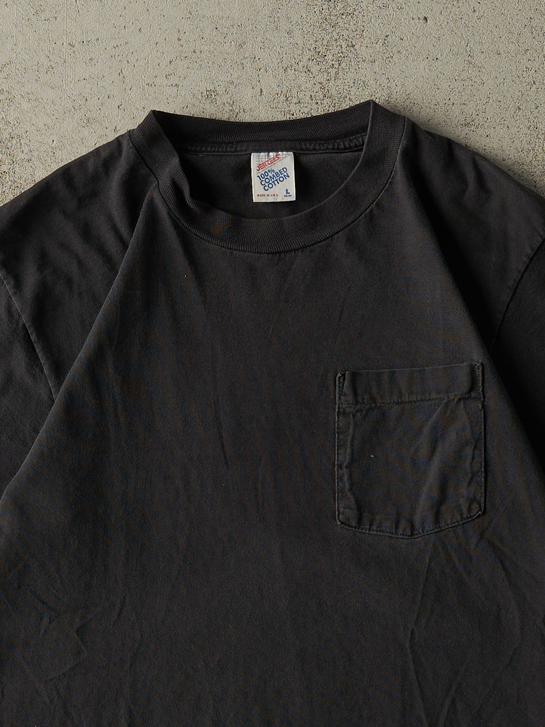 Vintage 80s Black Blank Pocket Tee (S/M)