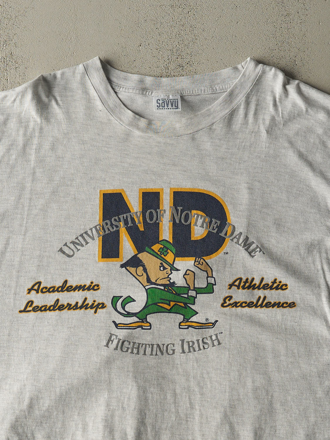 Vintage 90s Heather Grey University of Notre Dame Fighting Irish Cut Off Tee (XXL/XXXL)