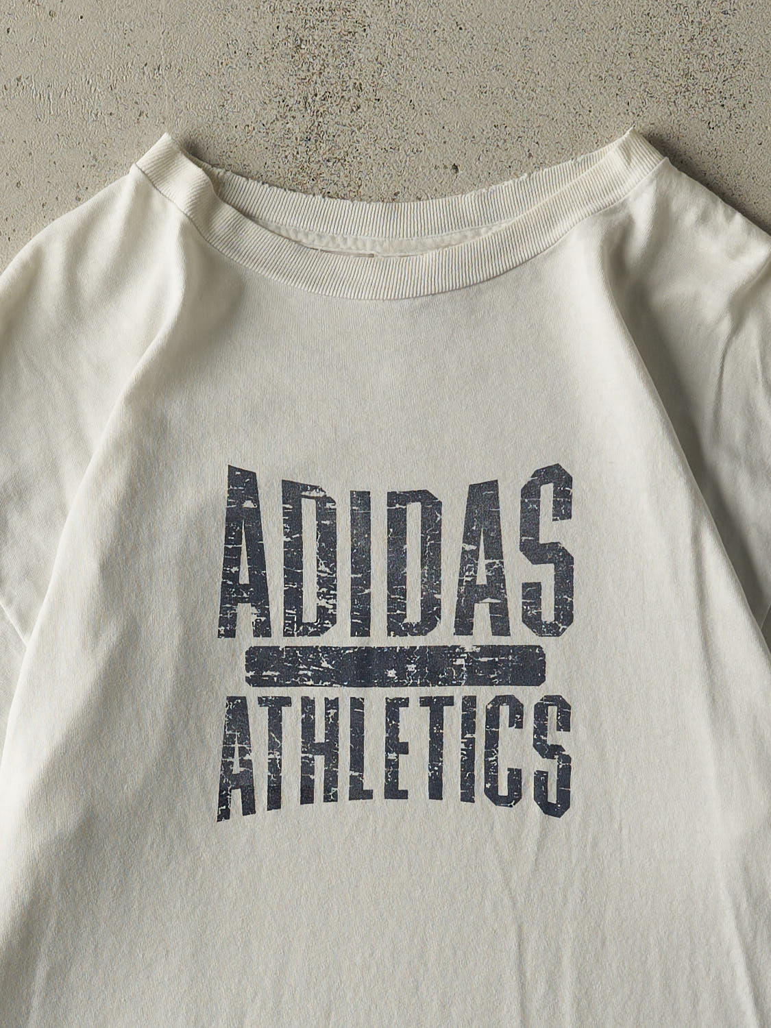 Vintage Y2K White Adidas Logo Tee (L/XL)