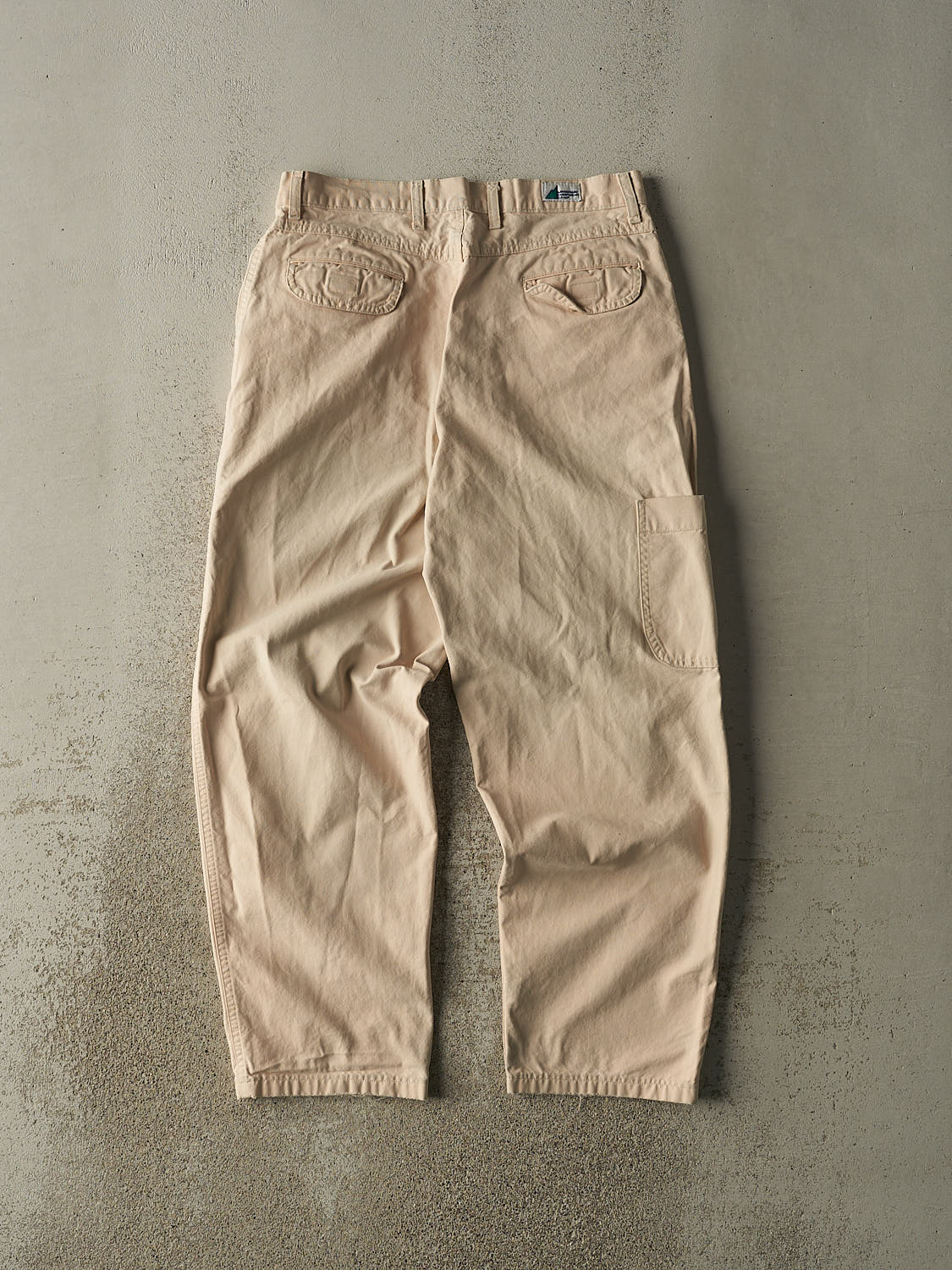 Vintage 90s Beige MEC Cargo Pants (31x29)