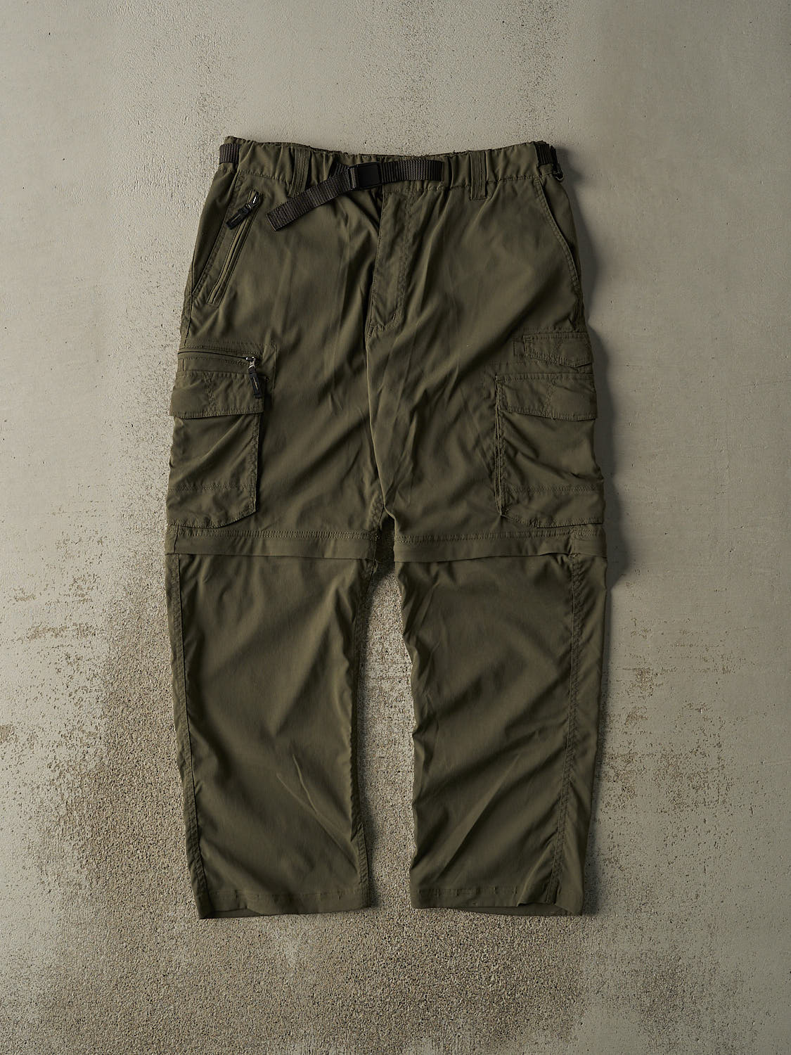 Vintage Y2K Green BC Clothing Zip Off Cargo Pants (34x29 )