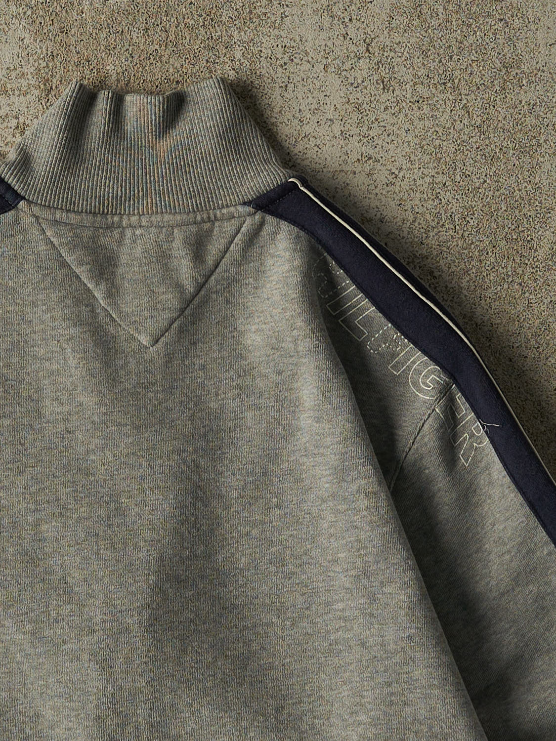 Vintage Y2K Grey Tommy Hilfiger Denim Zip Up Sweater (S/M)
