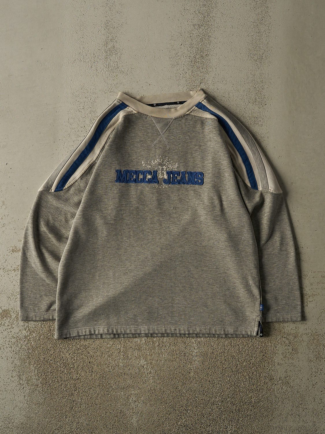Vintage Y2K Grey Mecca Jeans Lightweight Crewneck (L)