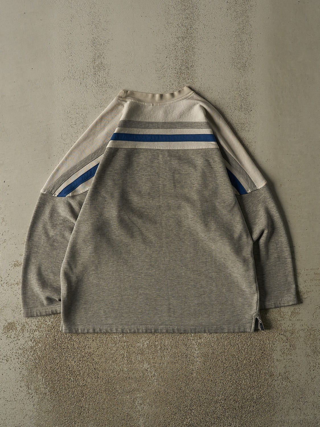 Vintage Y2K Grey Mecca Jeans Lightweight Crewneck (L)