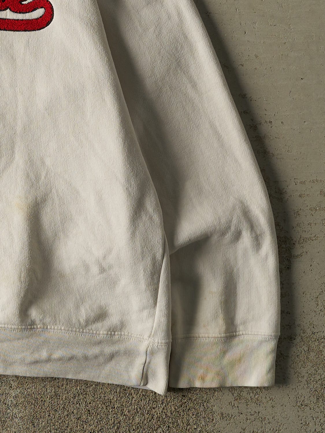 Vintage Y2K Beige Aeropostale Chenille Embroidered Crewneck (L)