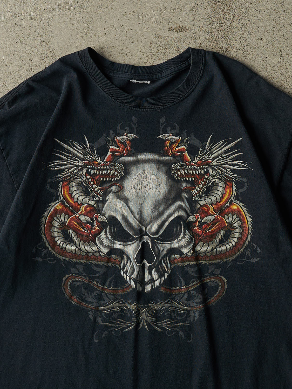 Vintage Y2K Faded Black Dragon Skull Tee (XL)