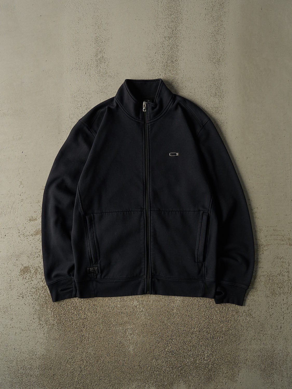 Vintage Y2K Faded Black Oakley Zip Up Sweater (M/L)
