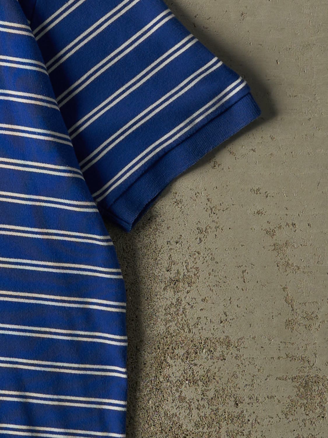 Vintage Y2K Blue Polo Quarter Button Tee (XL/XXL)