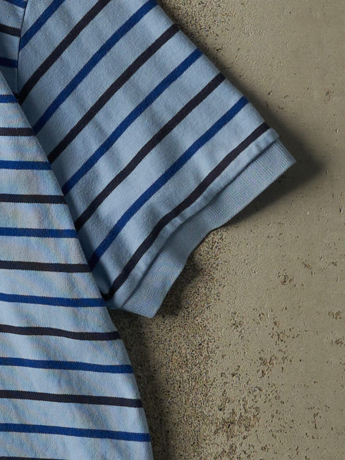 Vintage Y2K Blue Chaps Quarter Button Tee (L/XL)
