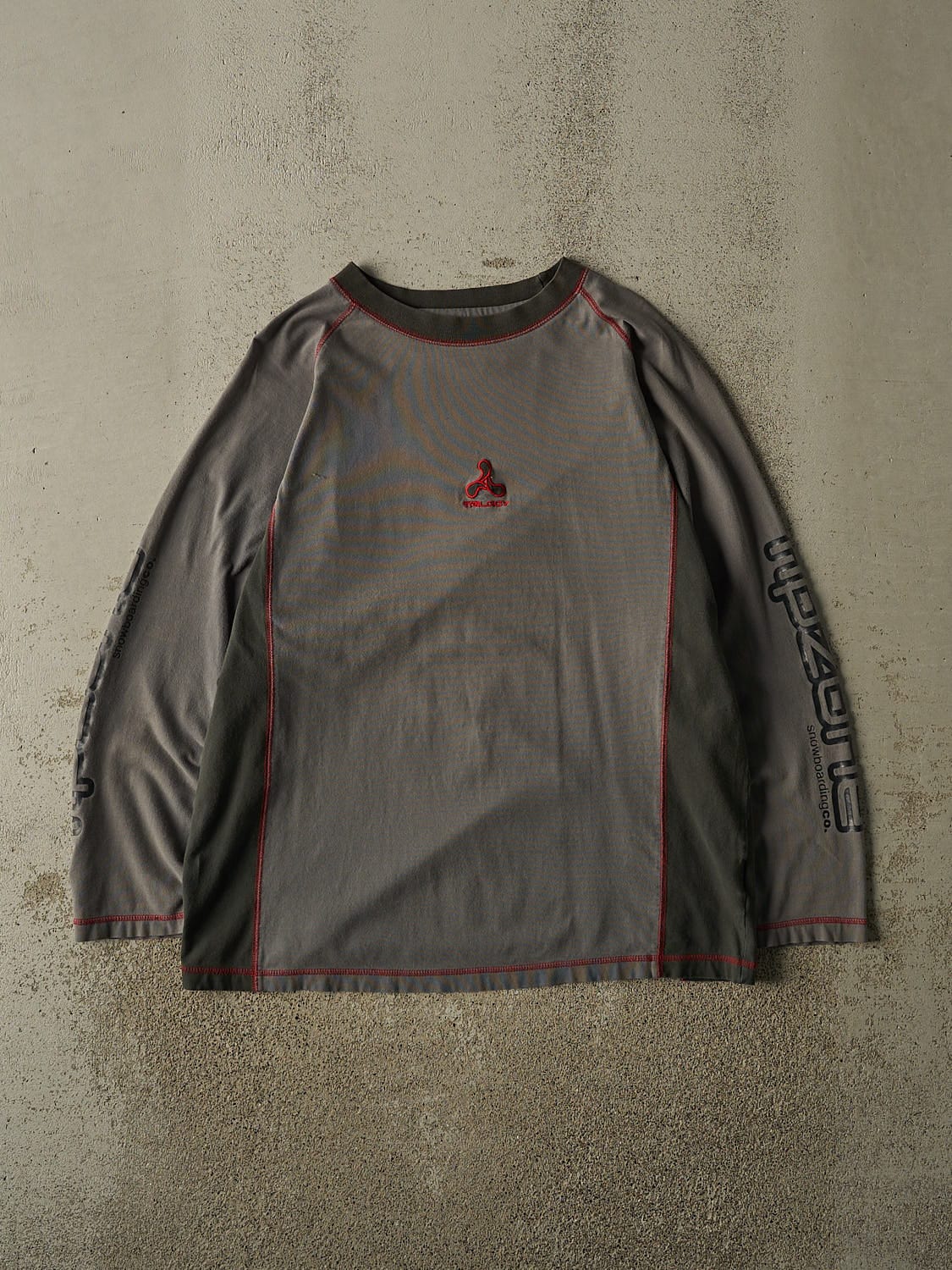 Vintage Y2K Grey Ripzone Snowboarding Long Sleeve (L)
