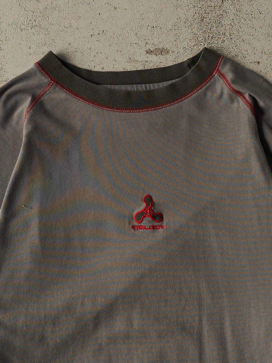Vintage Y2K Grey Ripzone Snowboarding Long Sleeve (L)