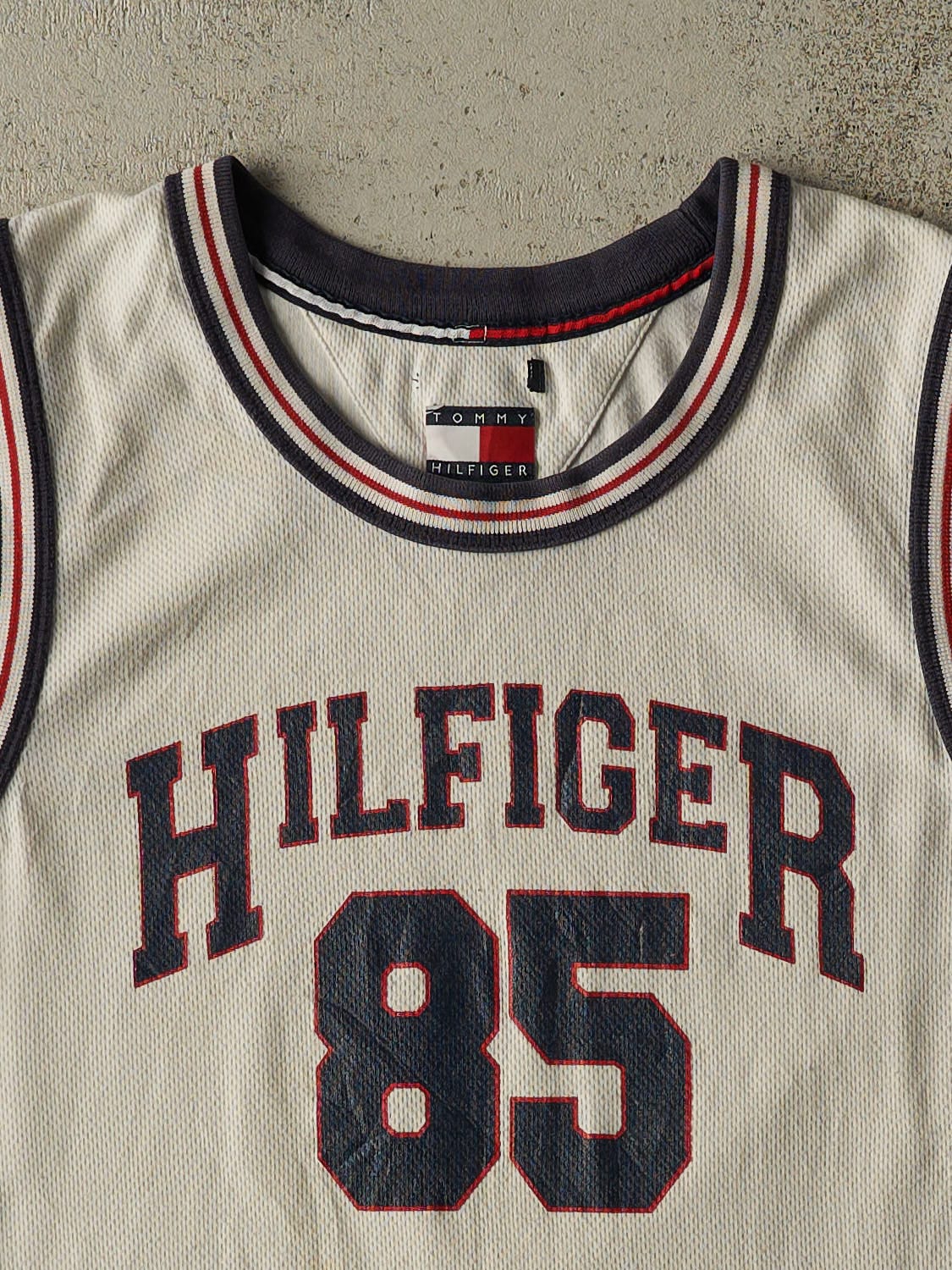Vintage Y2K White Tommy Hilfiger Basketball Jersey (L)
