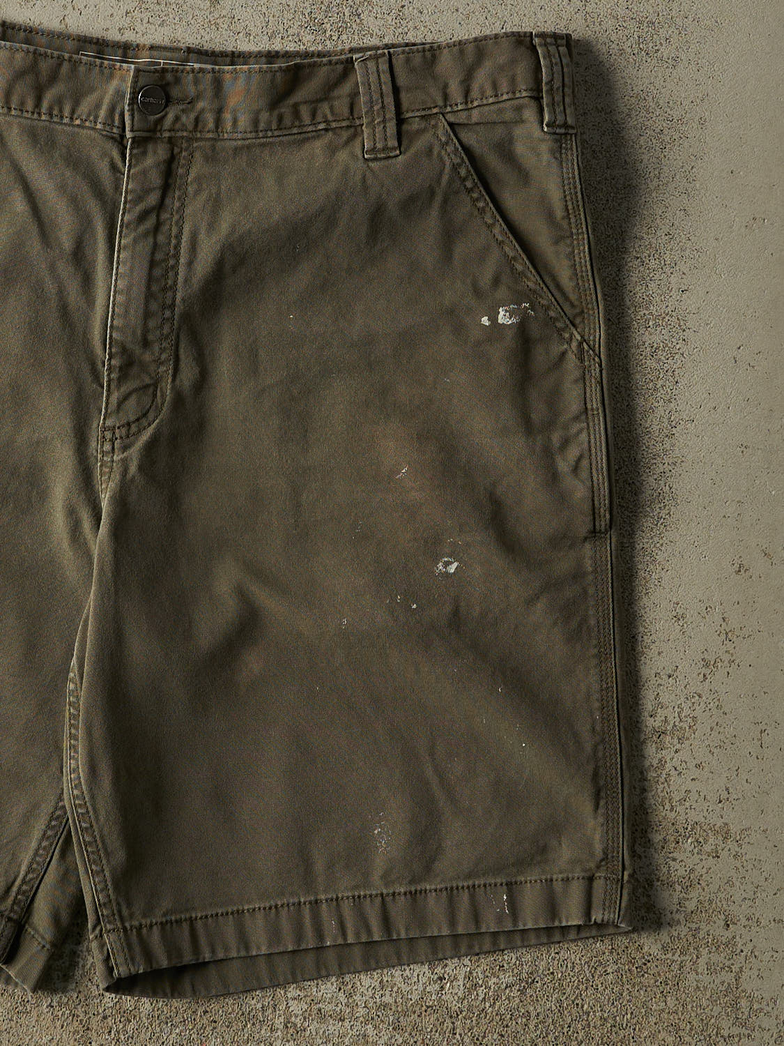 Vintage Y2K Green Carhartt Work Shorts (38x10)