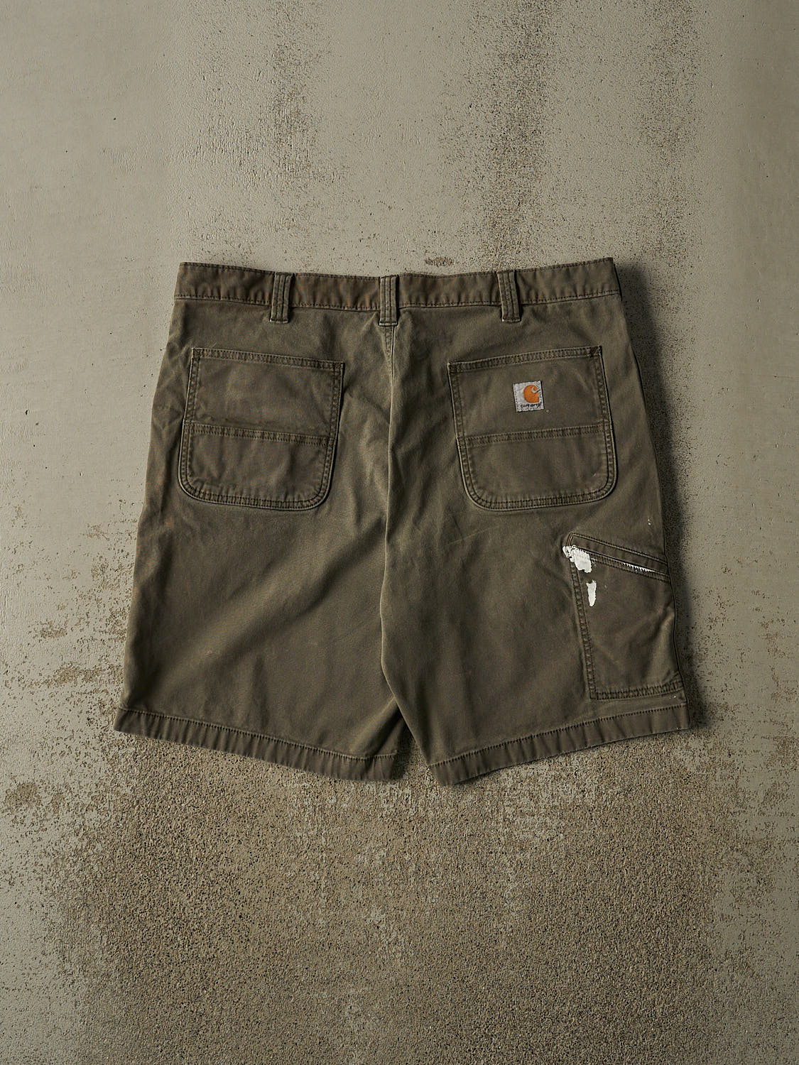 Vintage Y2K Green Carhartt Work Shorts (38x10)