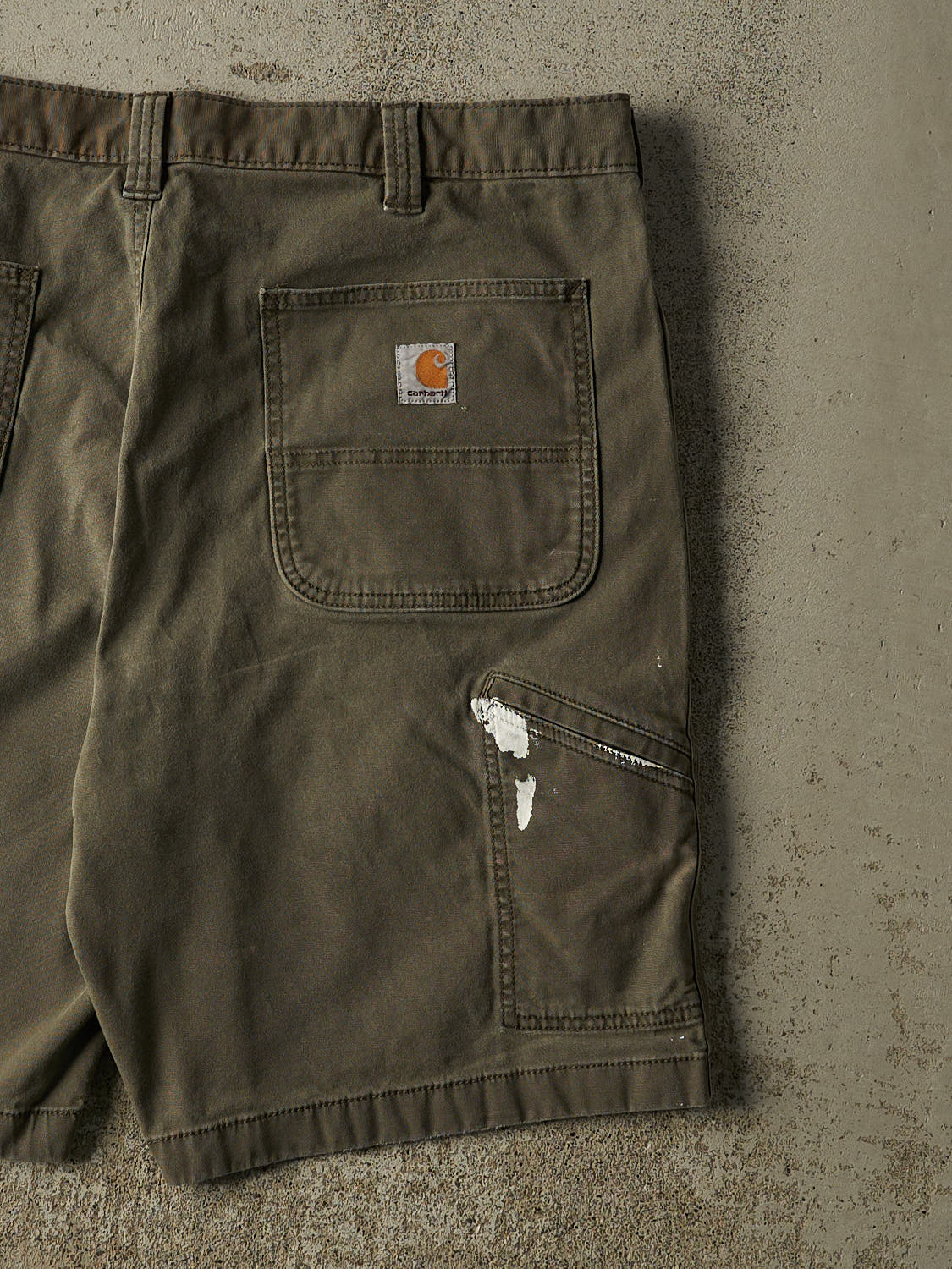 Vintage Y2K Green Carhartt Work Shorts (38x10)
