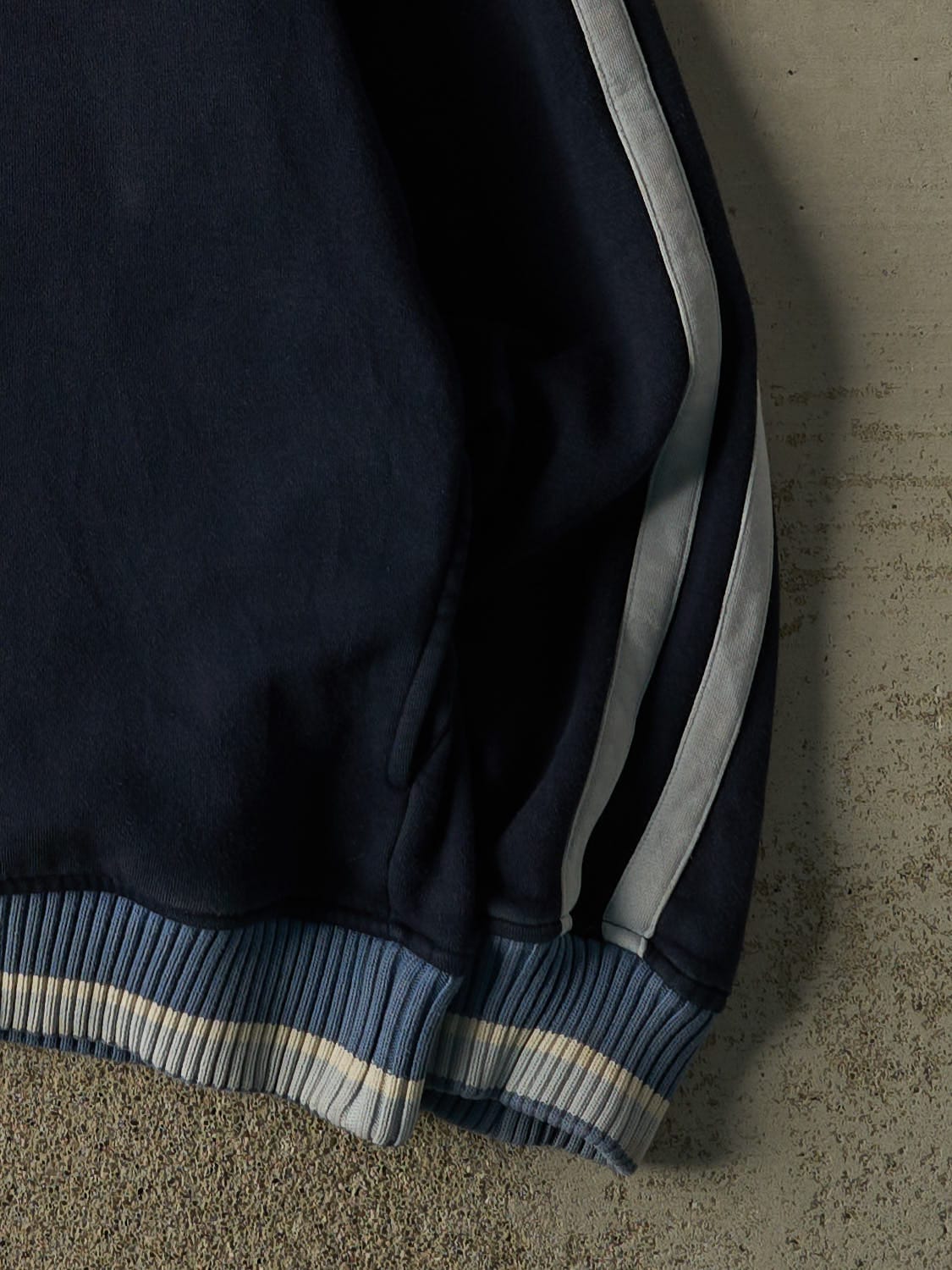 Vintage Y2K Navy Blue Tommy Hilfiger Zip Up Sweater (L/XL)