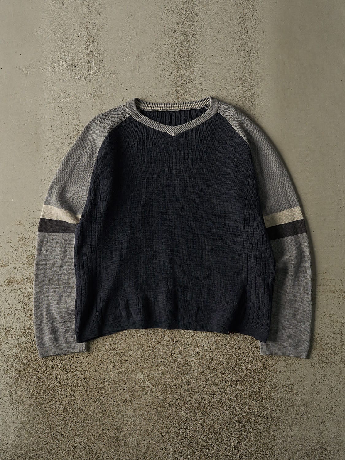 Vintage Y2K Navy Blue Thermal Knit (M)