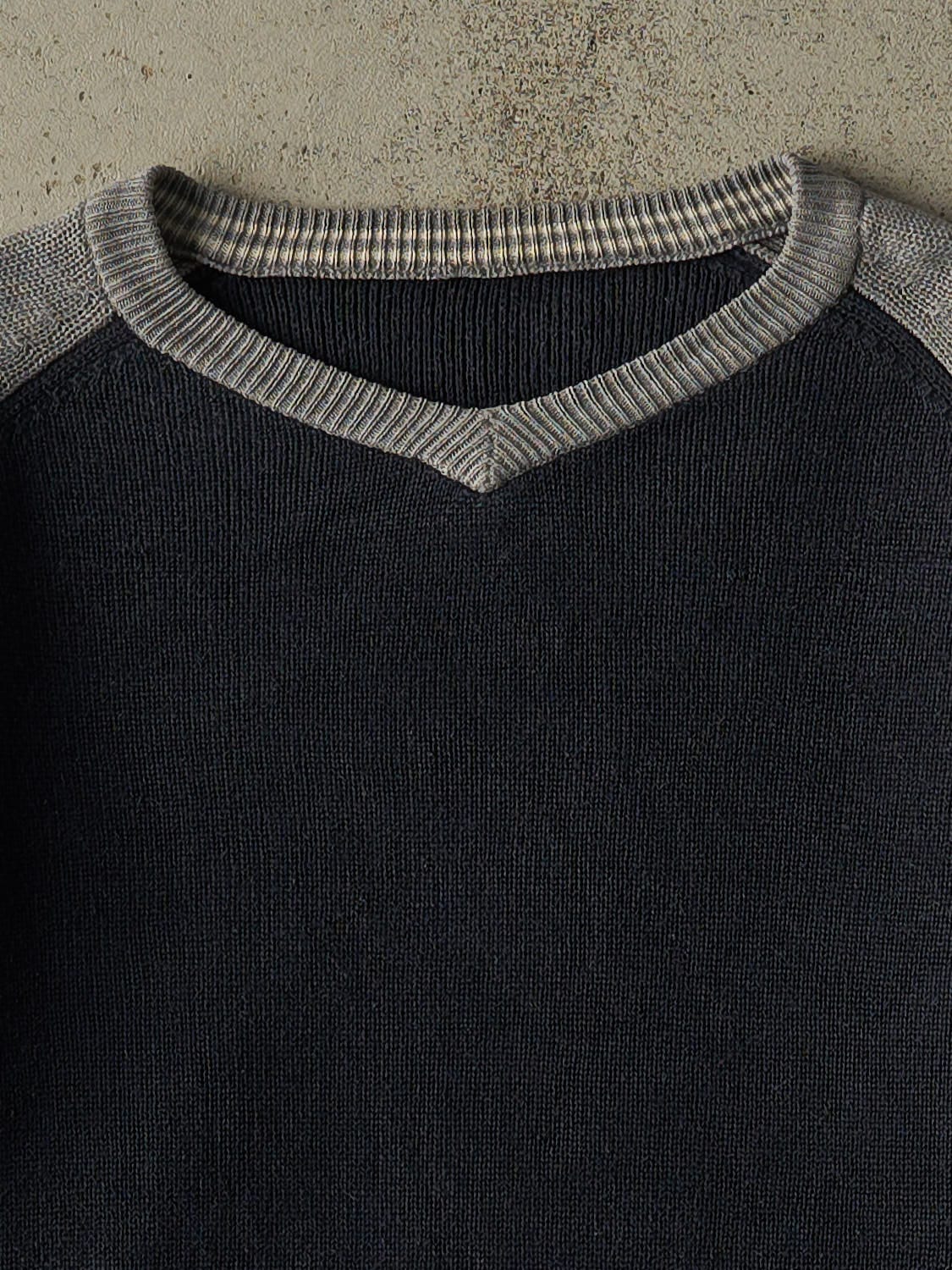 Vintage Y2K Navy Blue Thermal Knit (M)