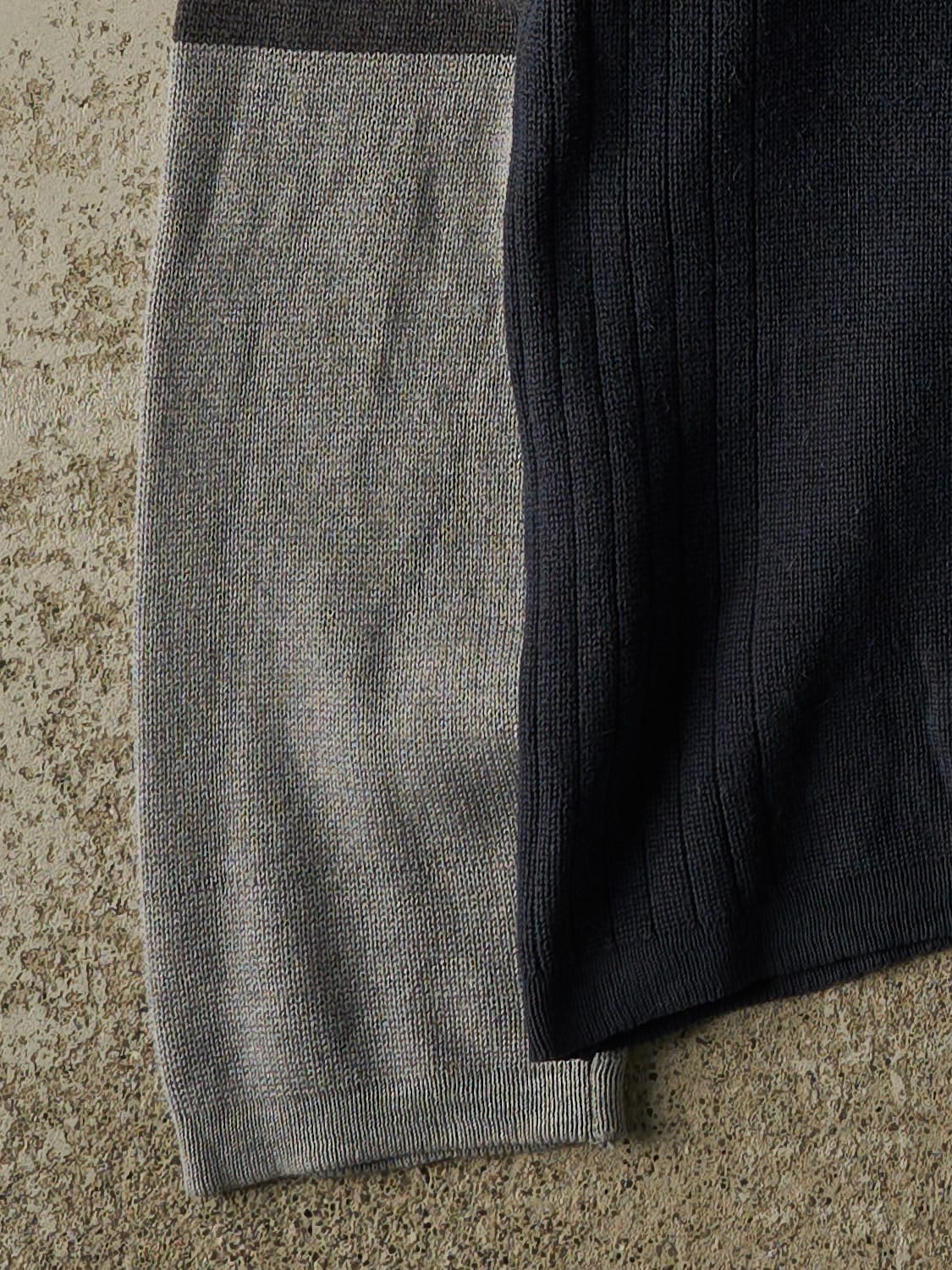 Vintage Y2K Navy Blue Thermal Knit (M)