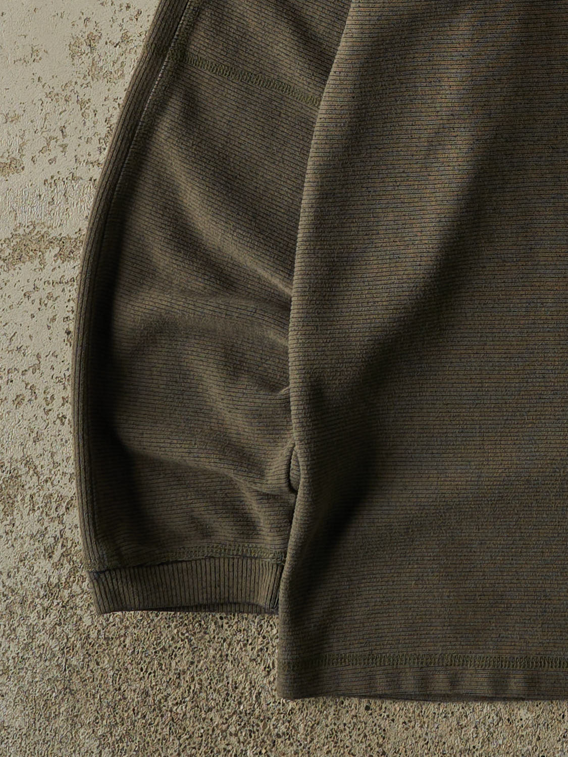 Vintage Y2K Green Textured Long Sleeve (L/XL)
