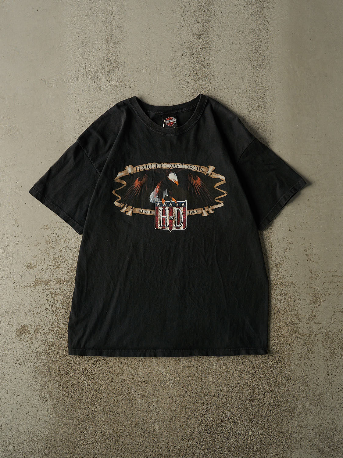 Vintage 04' Black Harley Davidson New Castle DE Tee (XL)