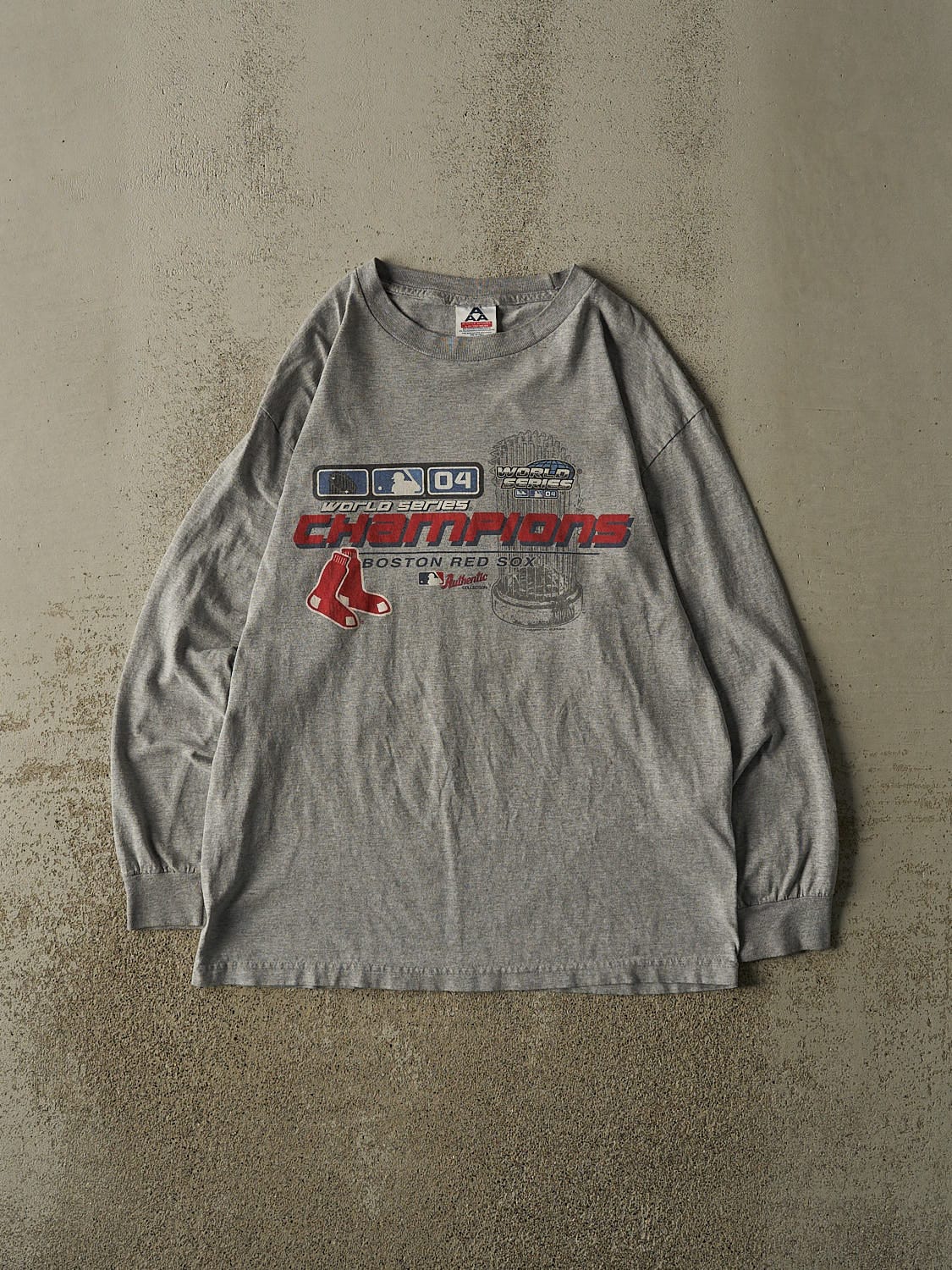 Vintage 04' Grey Boston Red Sox World Series Champions Long Sleeve (M/L)