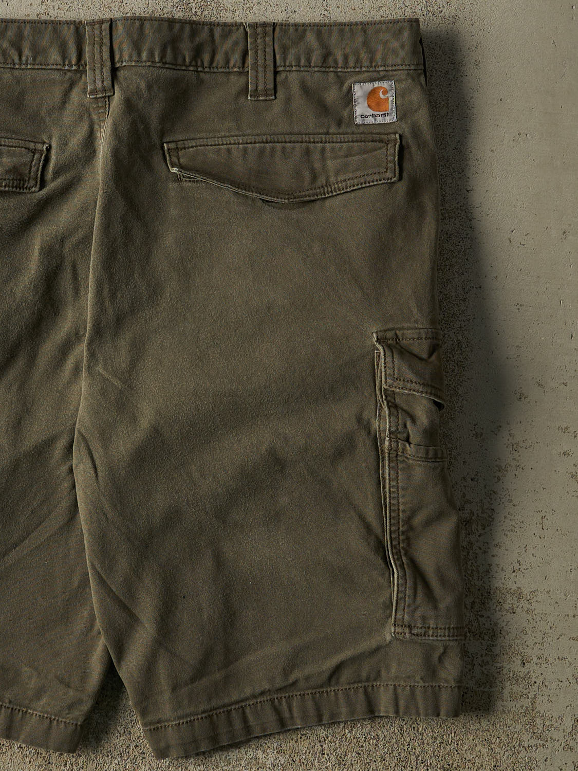 Vintage Y2K Green Carhartt Cargo Shorts (38x11)