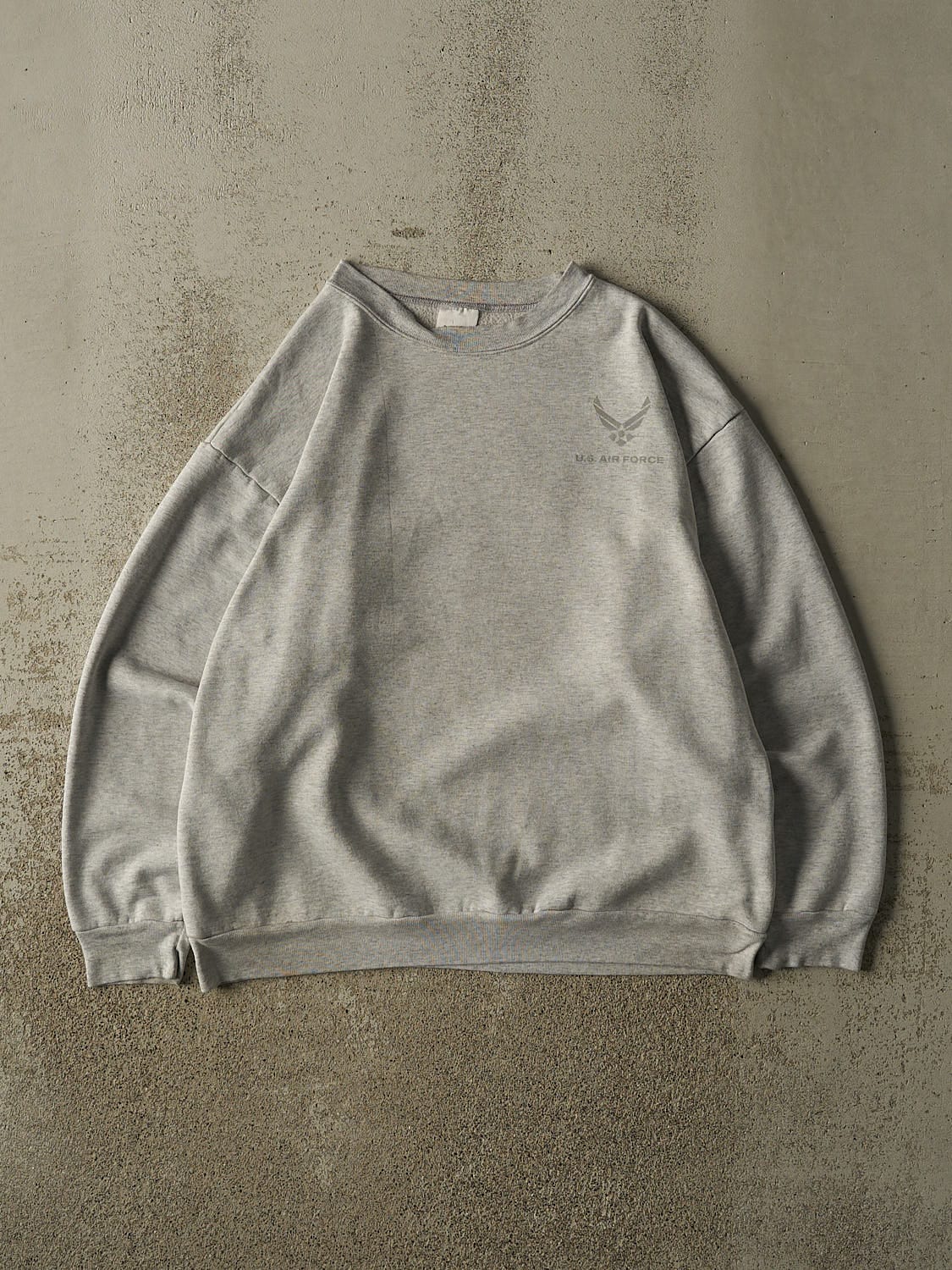 Vintage Y2K Grey US Air Force Reflective Crewneck (L/XL)