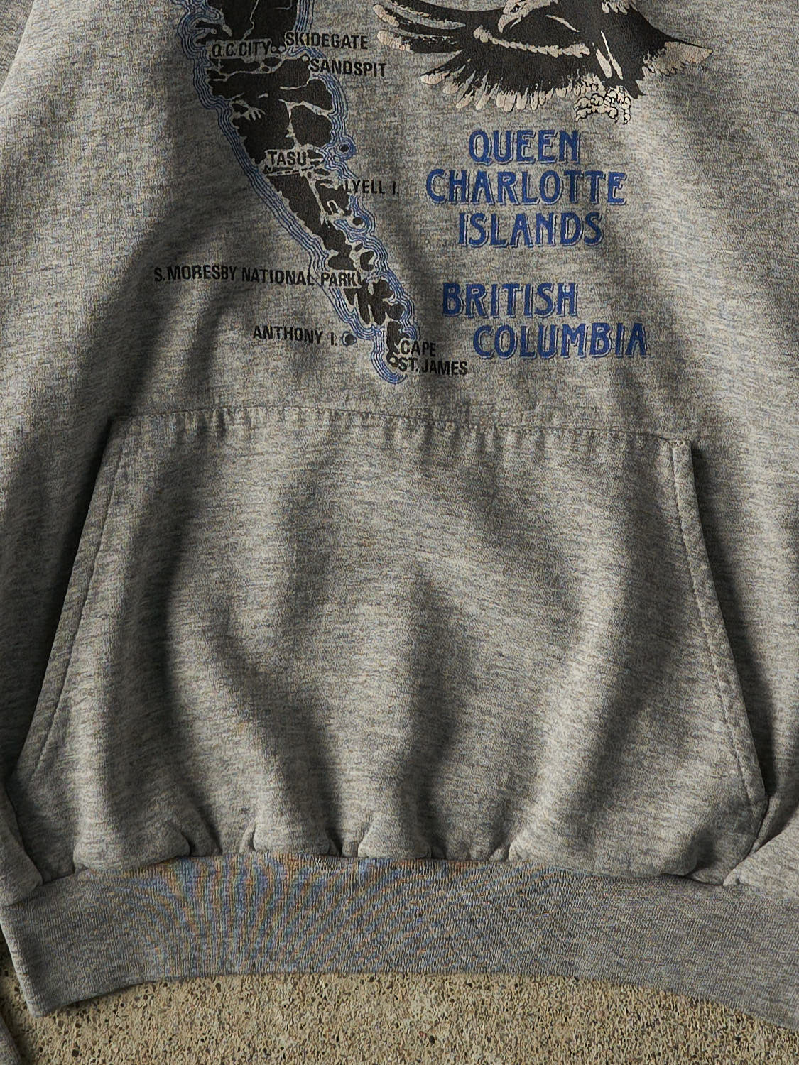 Vintage 90s Grey Queen Charlotte Island BC Hoodie (S/M)