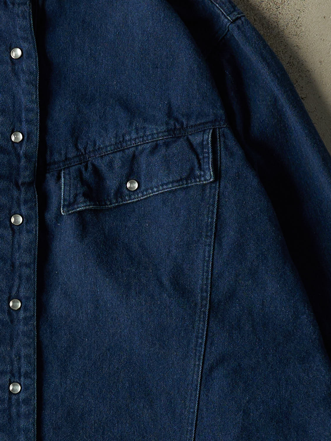 Vintage 90s Dark Wash Gap Denim Button Up Long Sleeve (L)