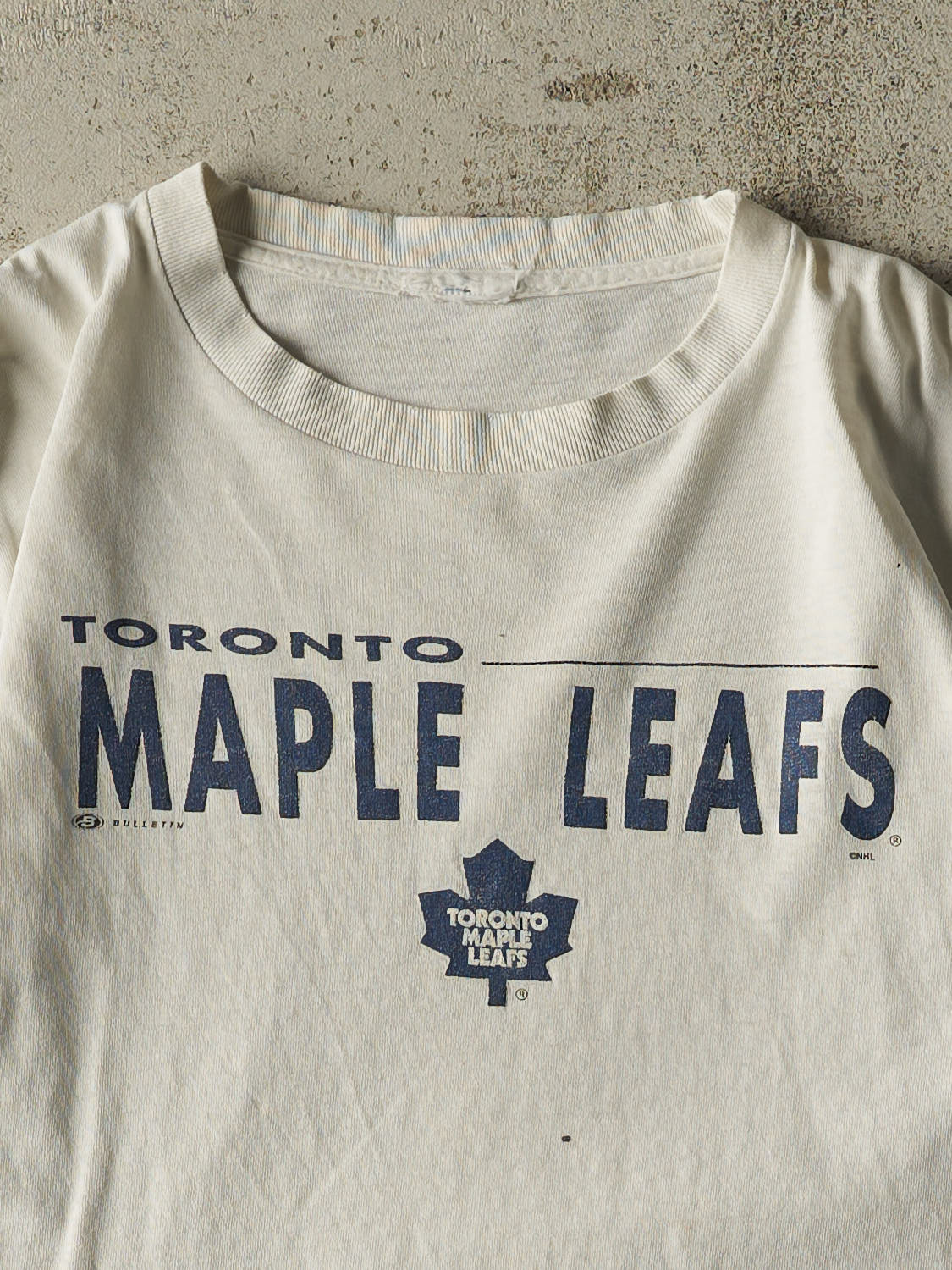 Vintage Y2K White Toronto Maple Leafs Tee (M/L)