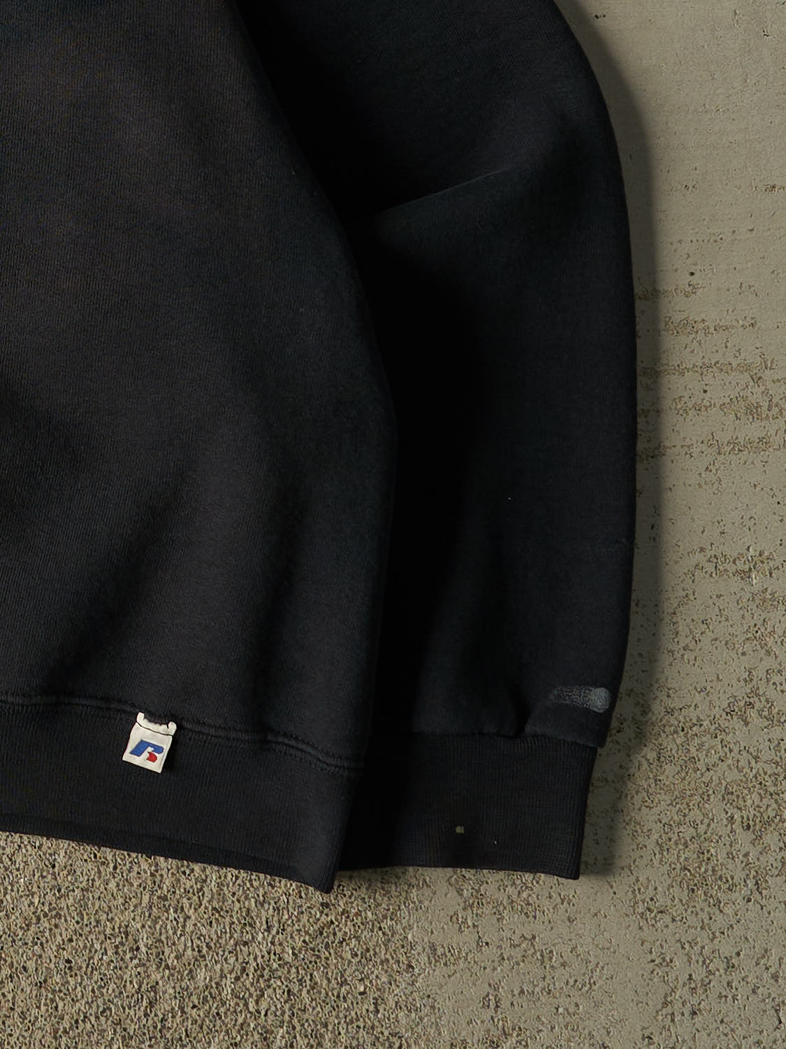 Vintage Y2K Black Russell Athletic Blank Crewneck (XL)