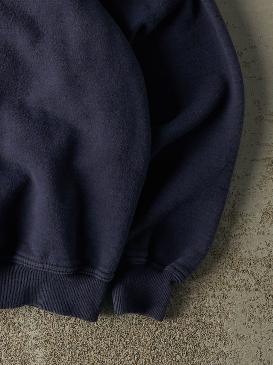Vintage 90s Navy Blue Russell Athletic Blank Crewneck (M/L)