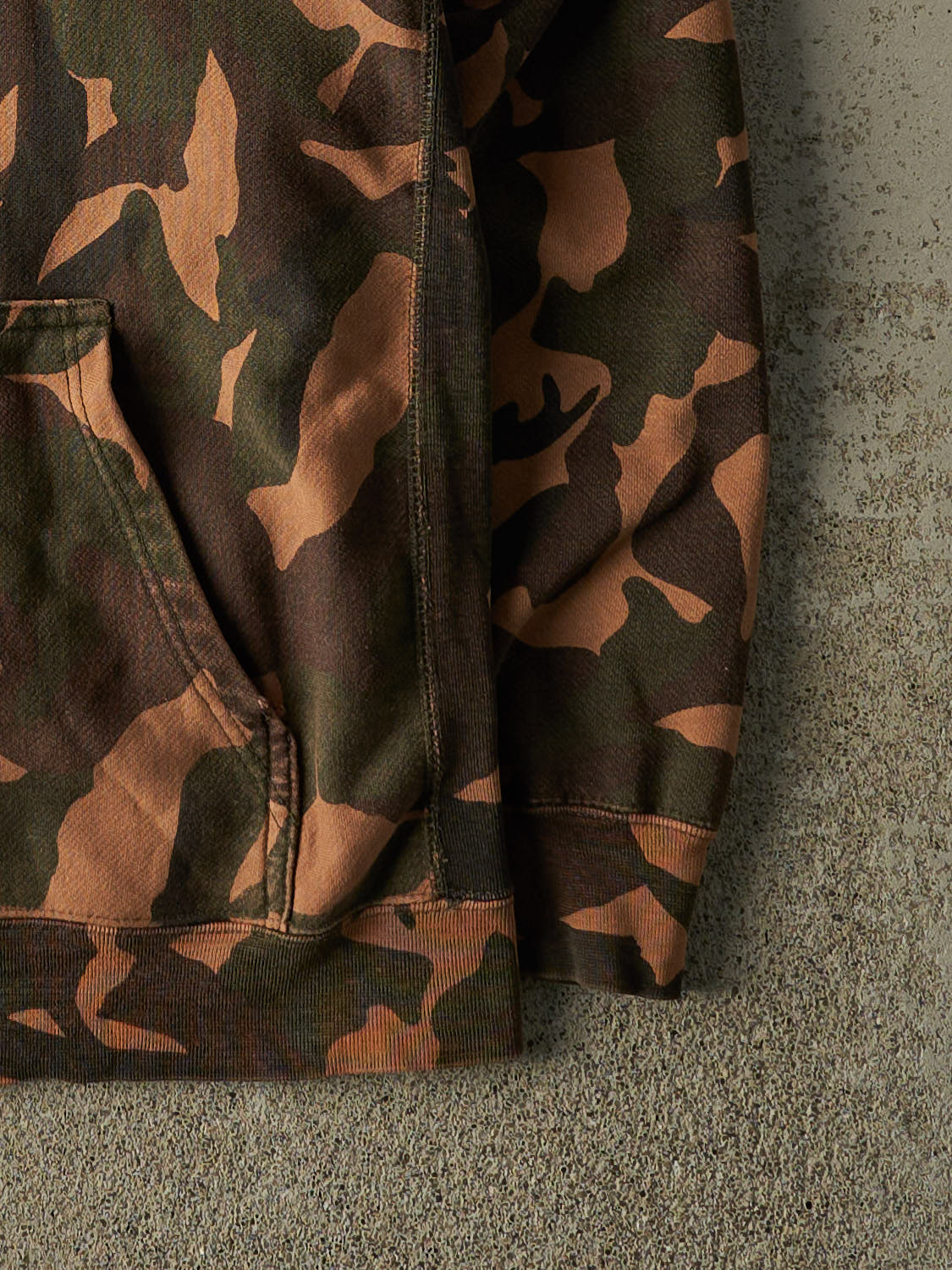 Vintage 90s Camo Kent State University Hoodie (XS/S)