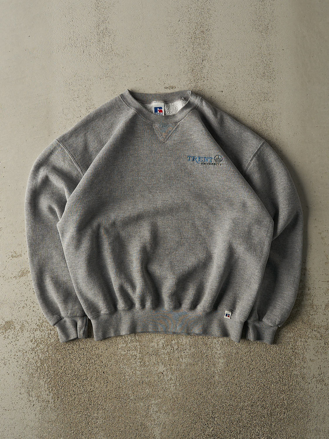 Vintage 90s Grey Russell Athletic Trent University Embroidered Crewneck (M/L)