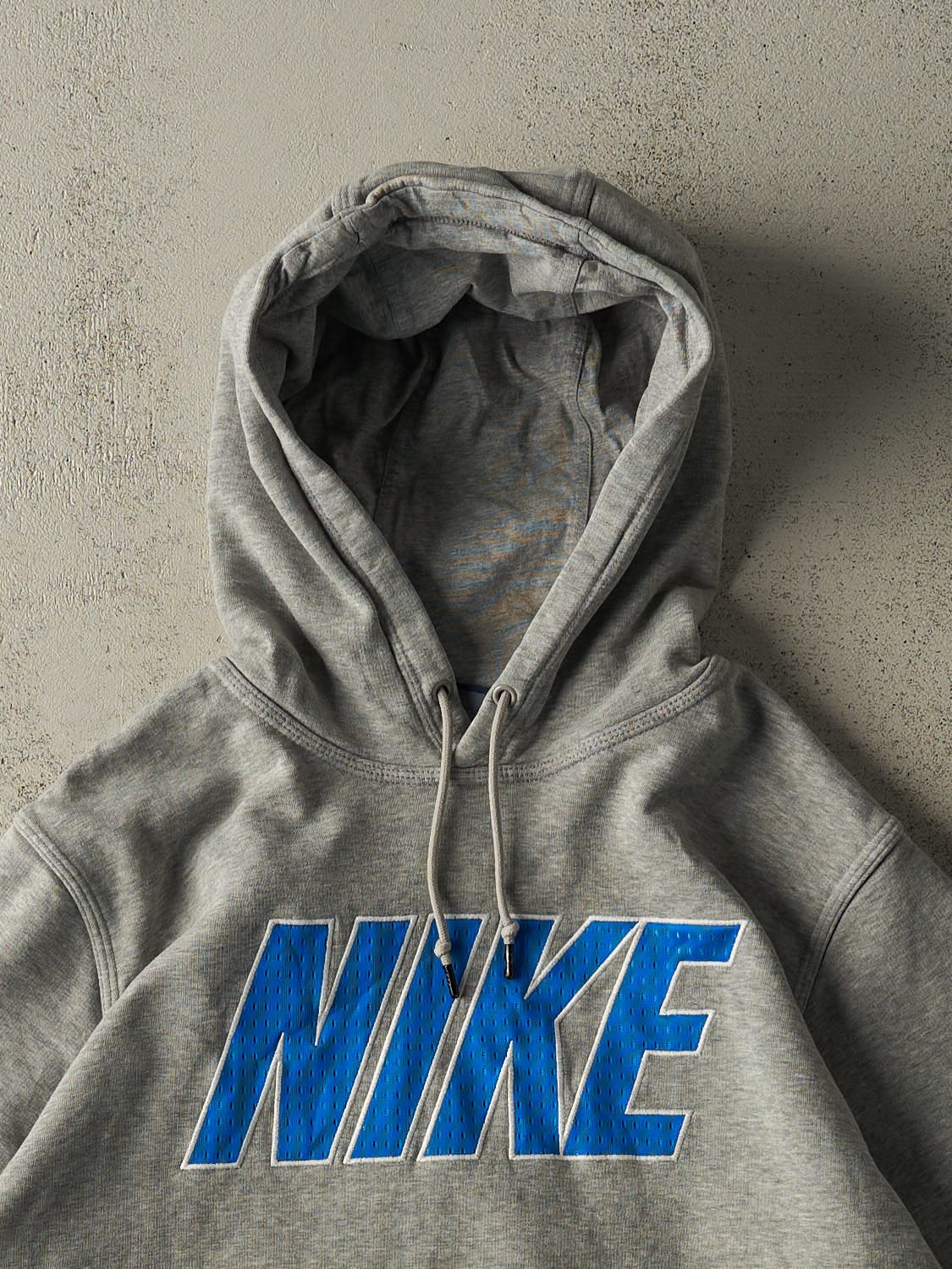 Vintage Y2K Grey Nike Hoodie (M/L)