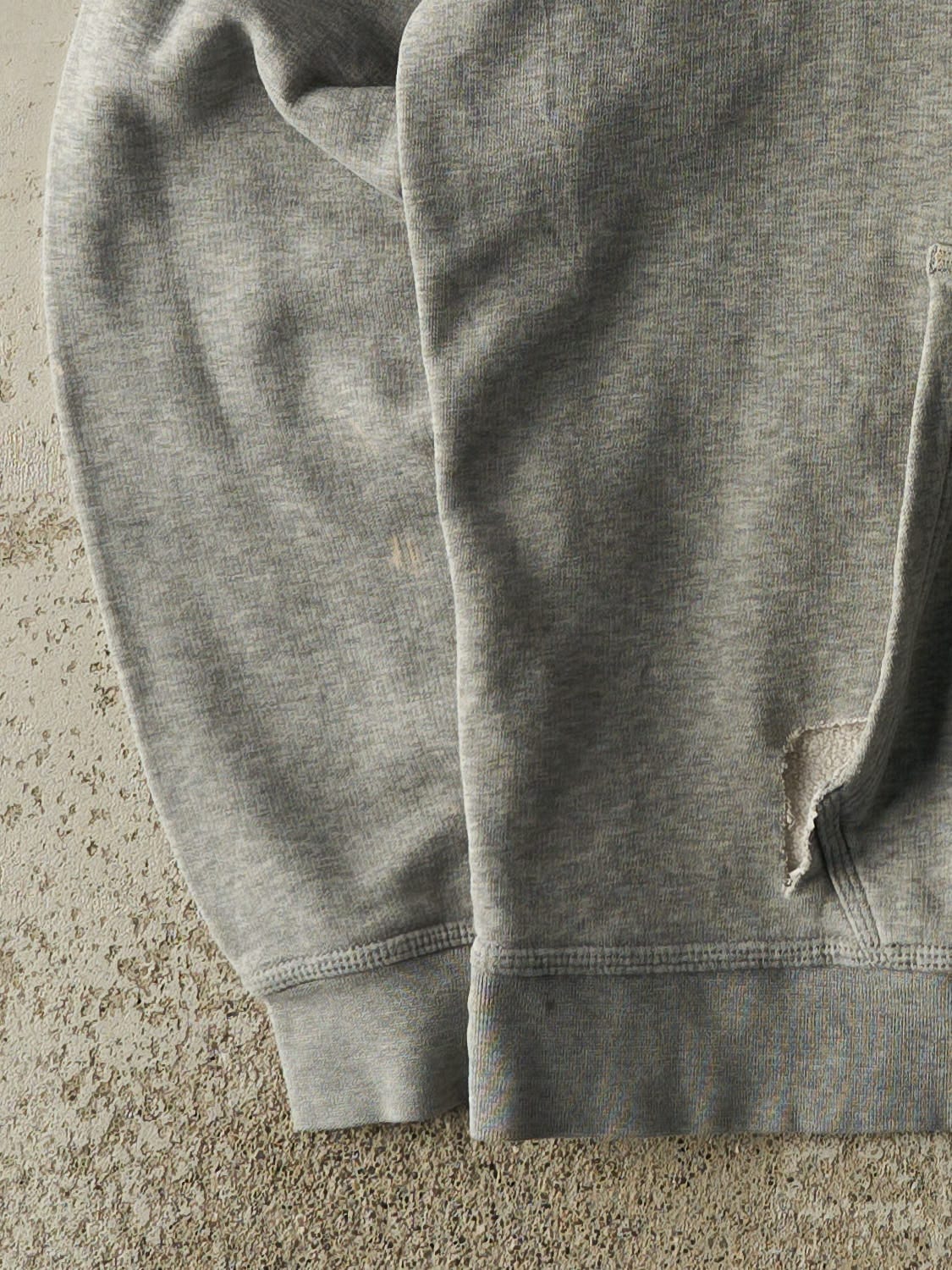 Vintage Y2K Grey Nike Hoodie (M/L)