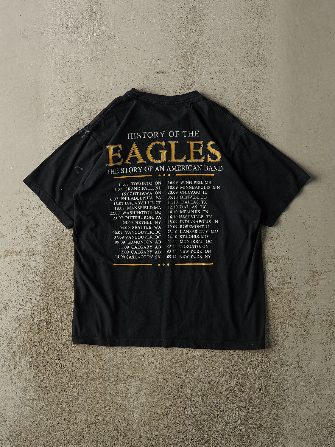 Vintage Y2K Black Eagles Band Tee (M/L)