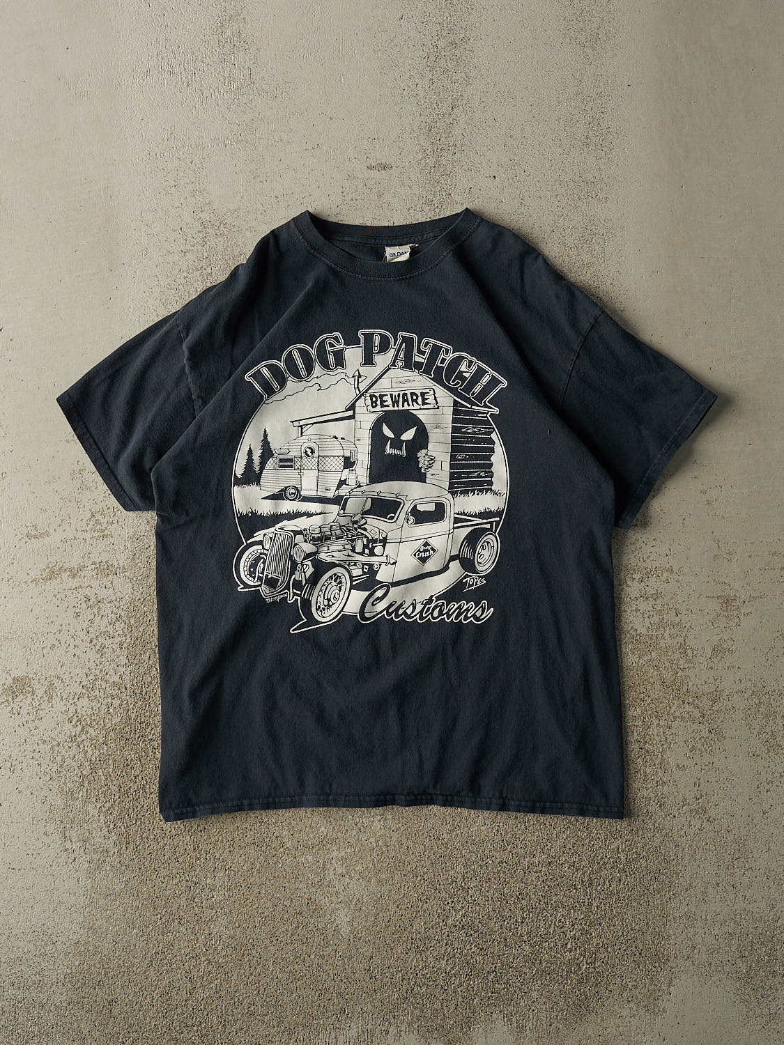 Vintage Y2K Faded Black Dog Patch Customs Tee (L/XL)