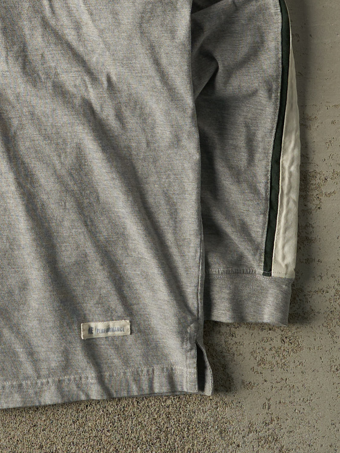 Vintage Y2K Grey American Eagle Striped V Neck Long Sleeve (XXL)