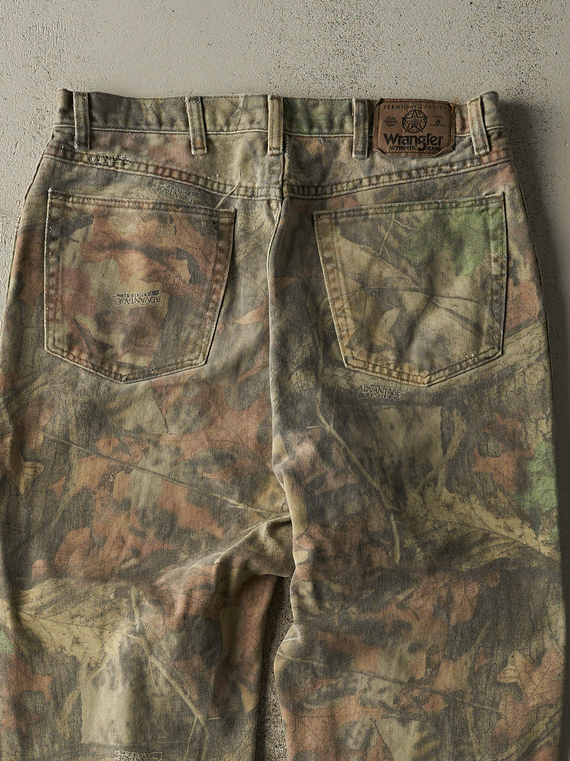 Vintage 90s Camo Wrangler x Advantage Camo Double Knee Pants (32x30)
