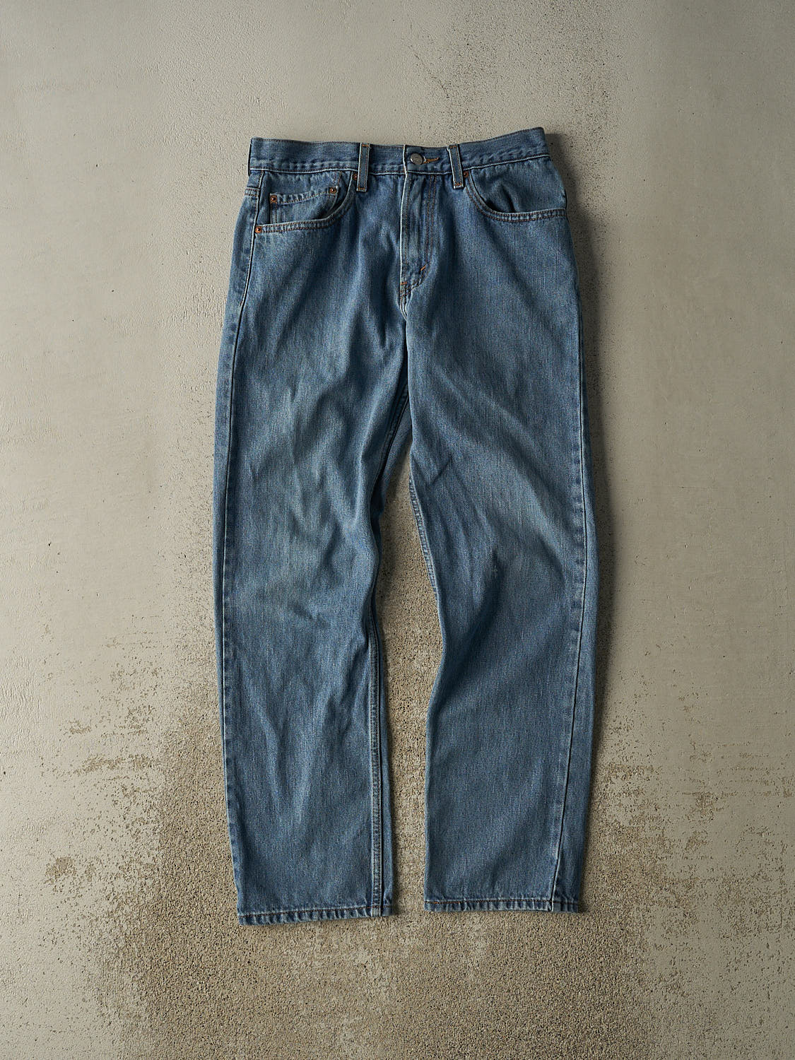 Vintage Y2K Mid Wash Levi's Jeans (30x30)