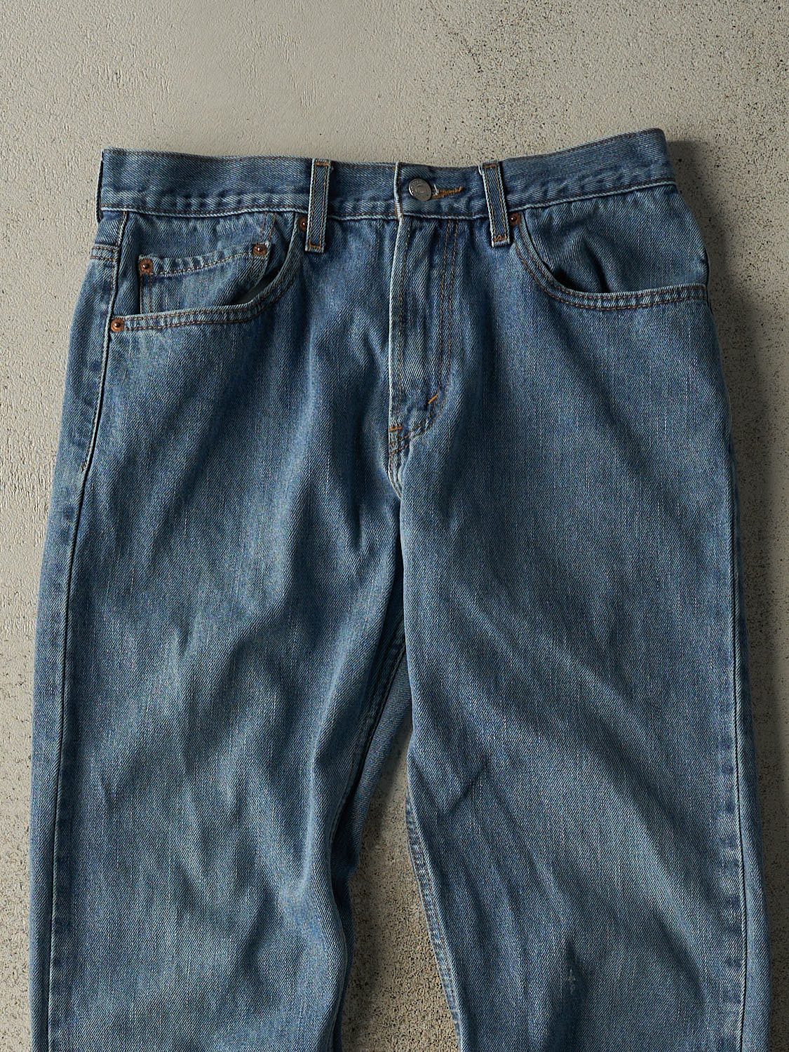 Vintage Y2K Mid Wash Levi's Jeans (30x30)