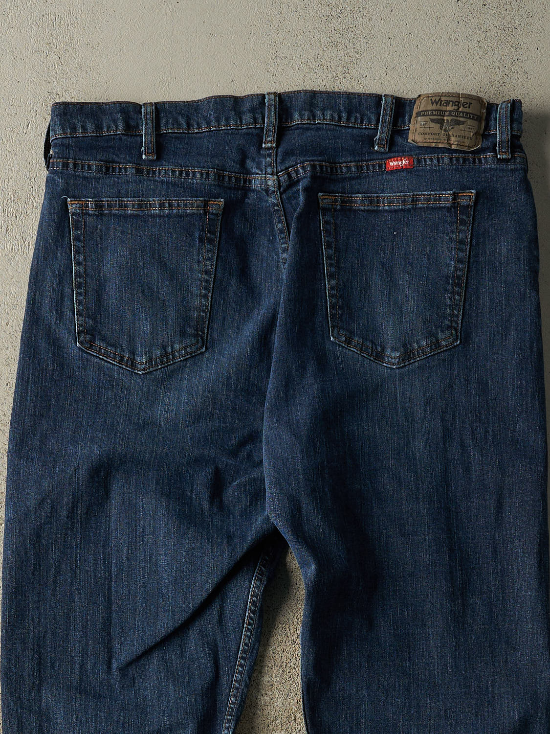 Vintage Y2K Dark Wash Wrangler Jeans (36x30)