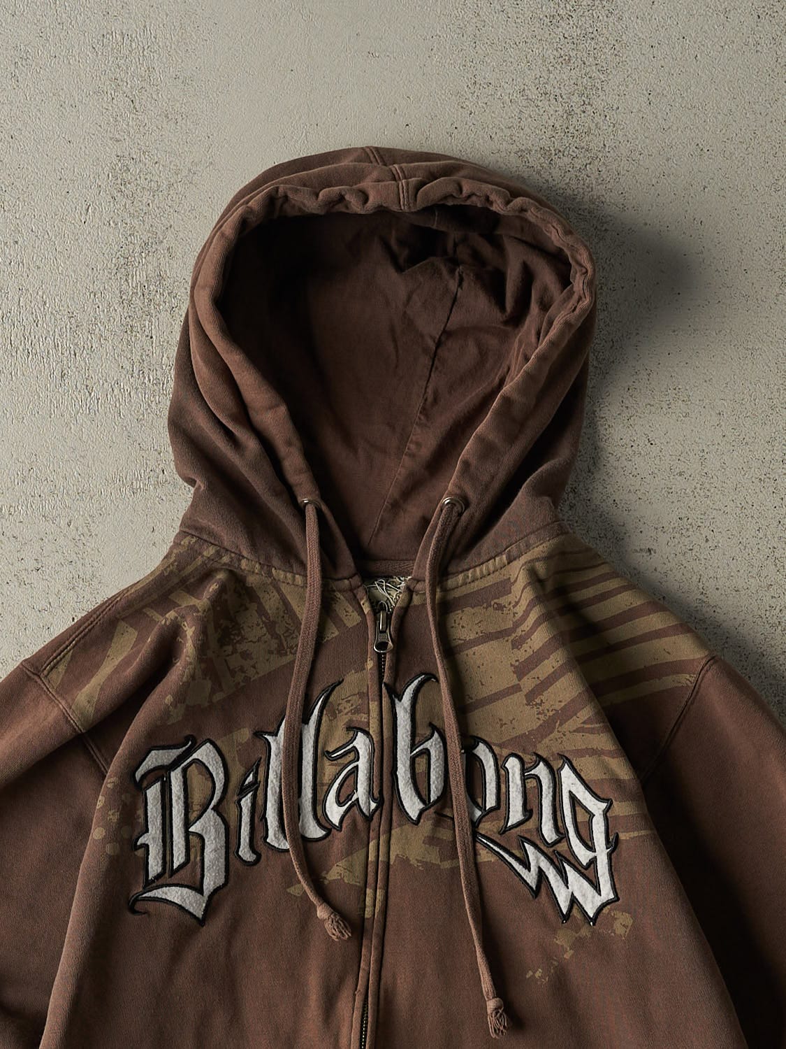 Vintage Y2K Brown Billabong Zip Up Hoodie (S)