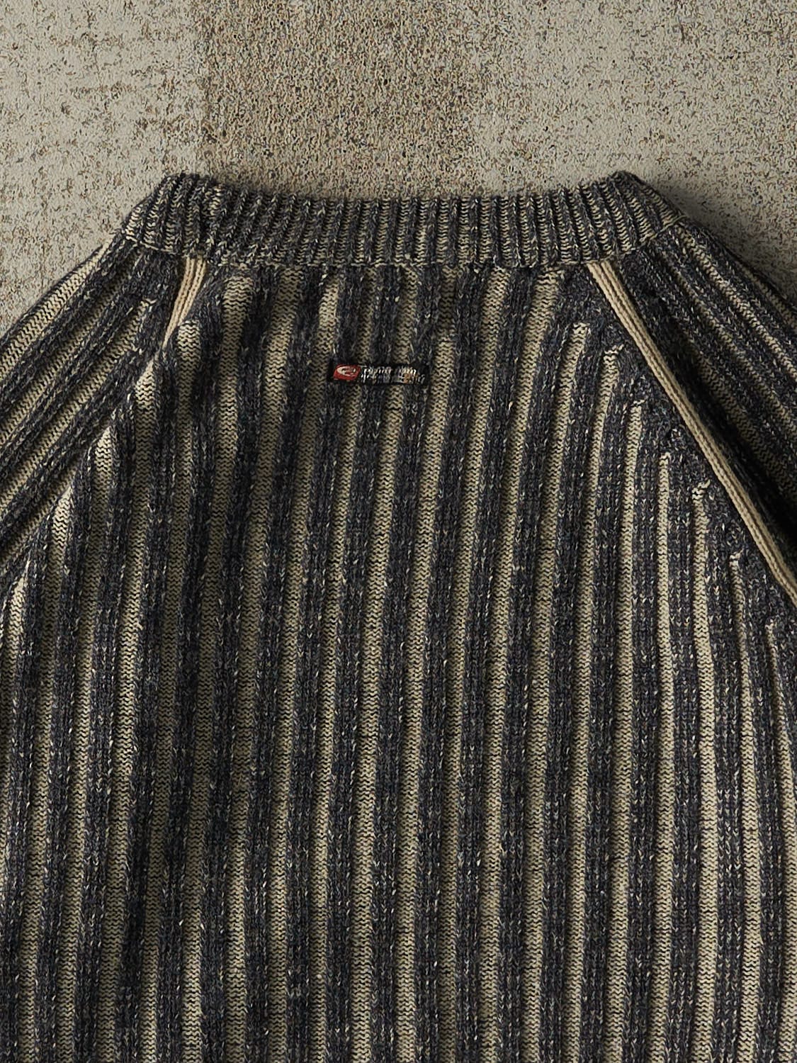 Vintage Y2K Charcoal Grey & Beige Point Zero Knit (S/M)
