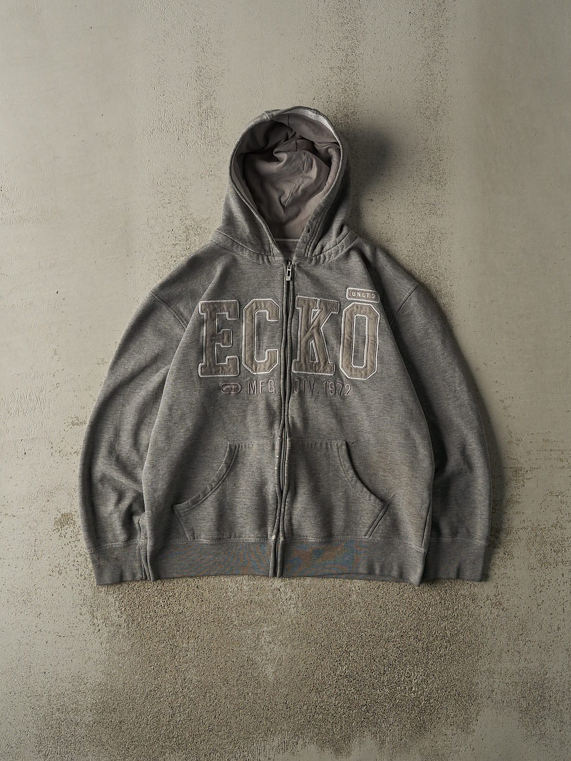 Vintage Y2K Grey Ecko Embroidered Zip Up Hoodie (M/L)