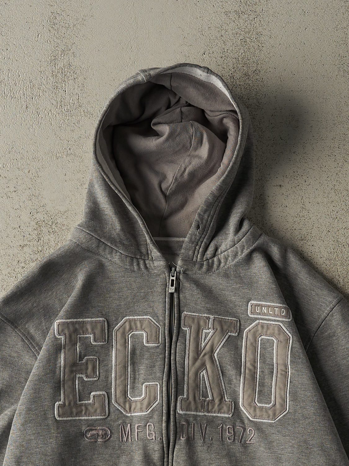 Vintage Y2K Grey Ecko Embroidered Zip Up Hoodie (M/L)